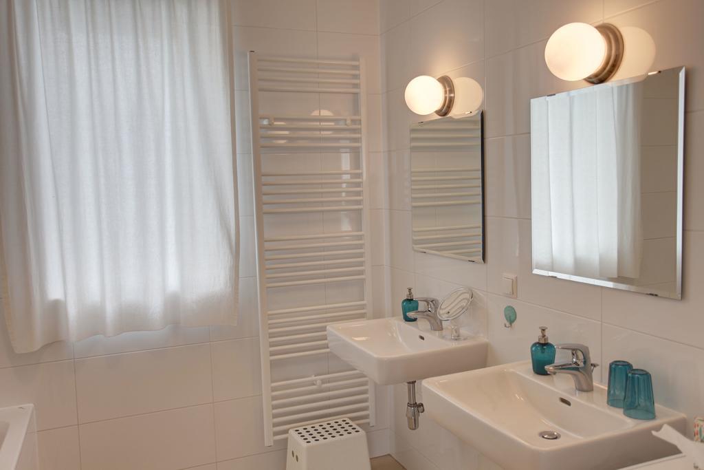 Gasser Apartments - Apartments Karlskirche Vienne Chambre photo